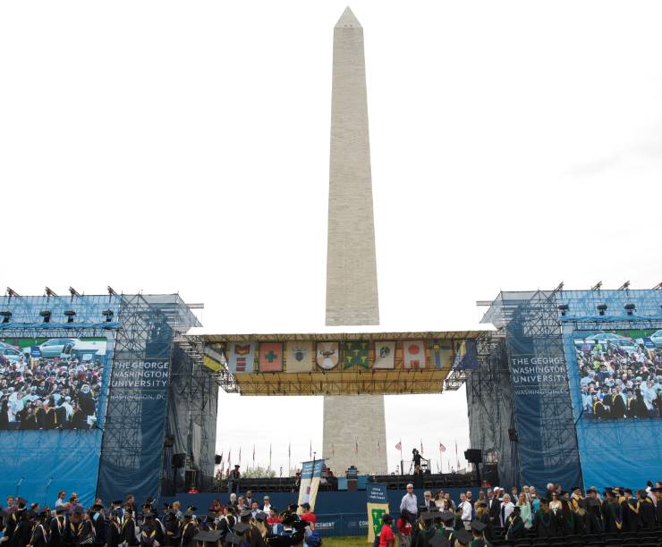 The view of the Commencement stage and Washington Monument.