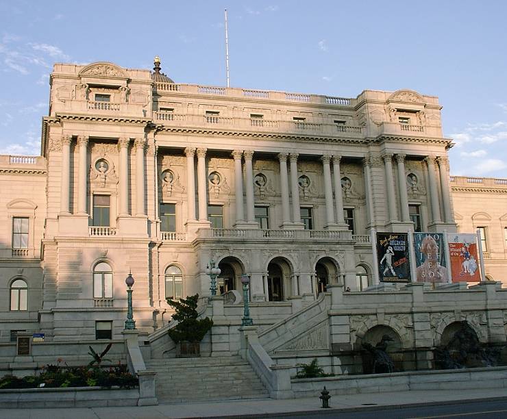 Exterior shot of library of congress taken from the street.