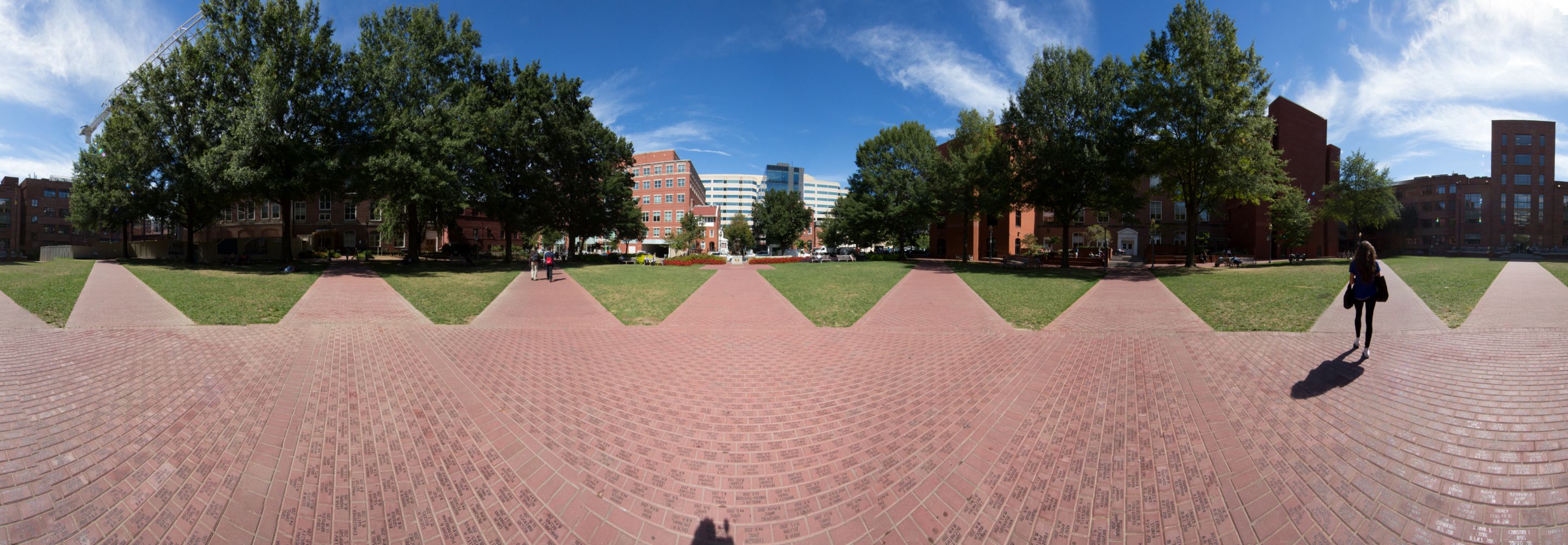 A panoramic shot of the paths through University Yard